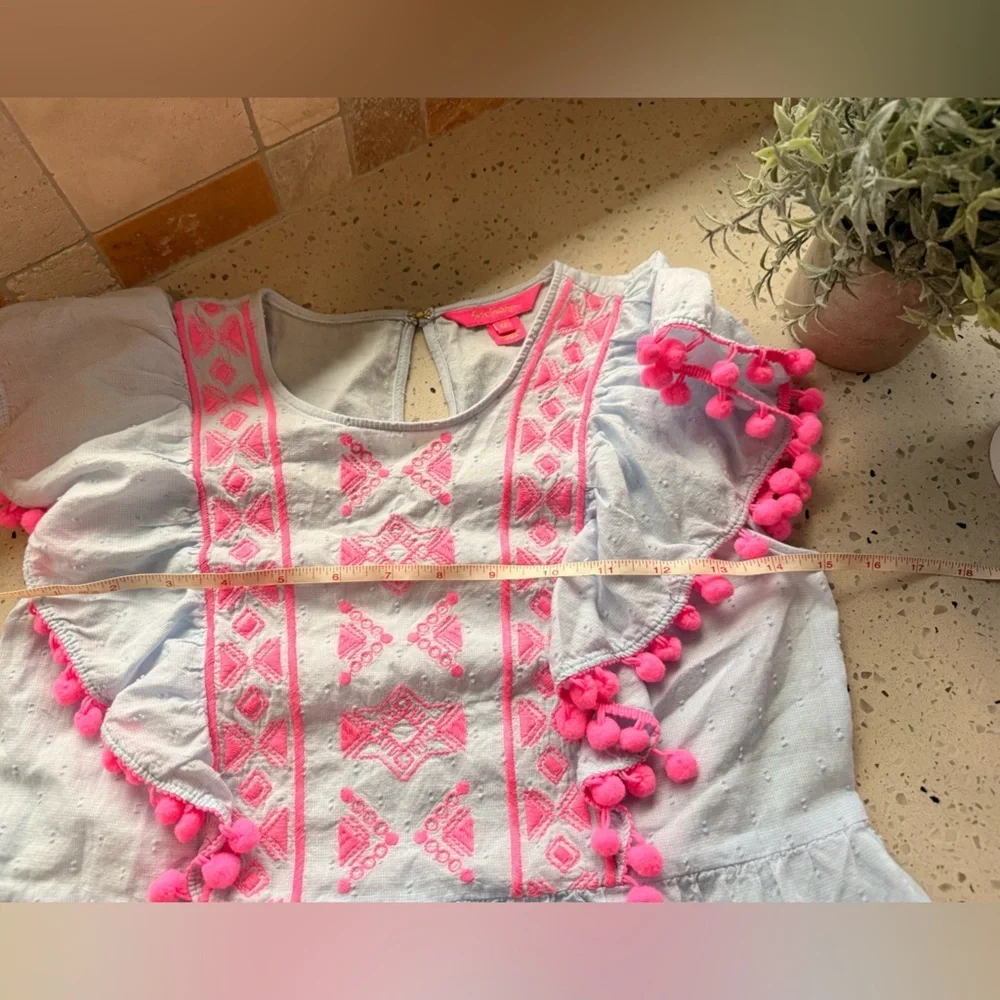 Lilly Embroidered Women's Top - Picture 3 of 7